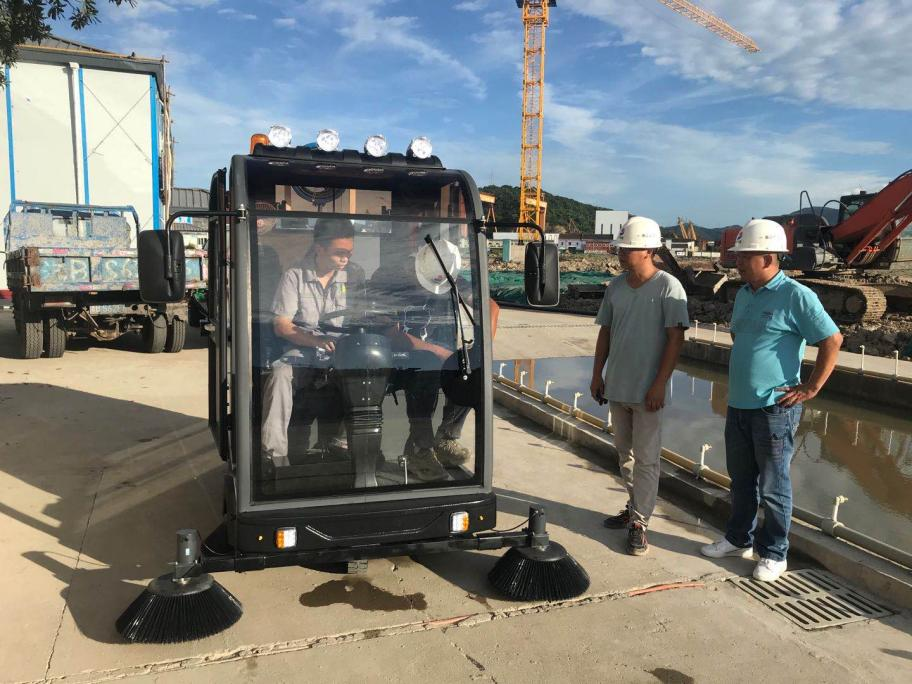 嵊州龙泉市清扫车